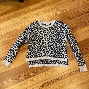 Women’s sweater